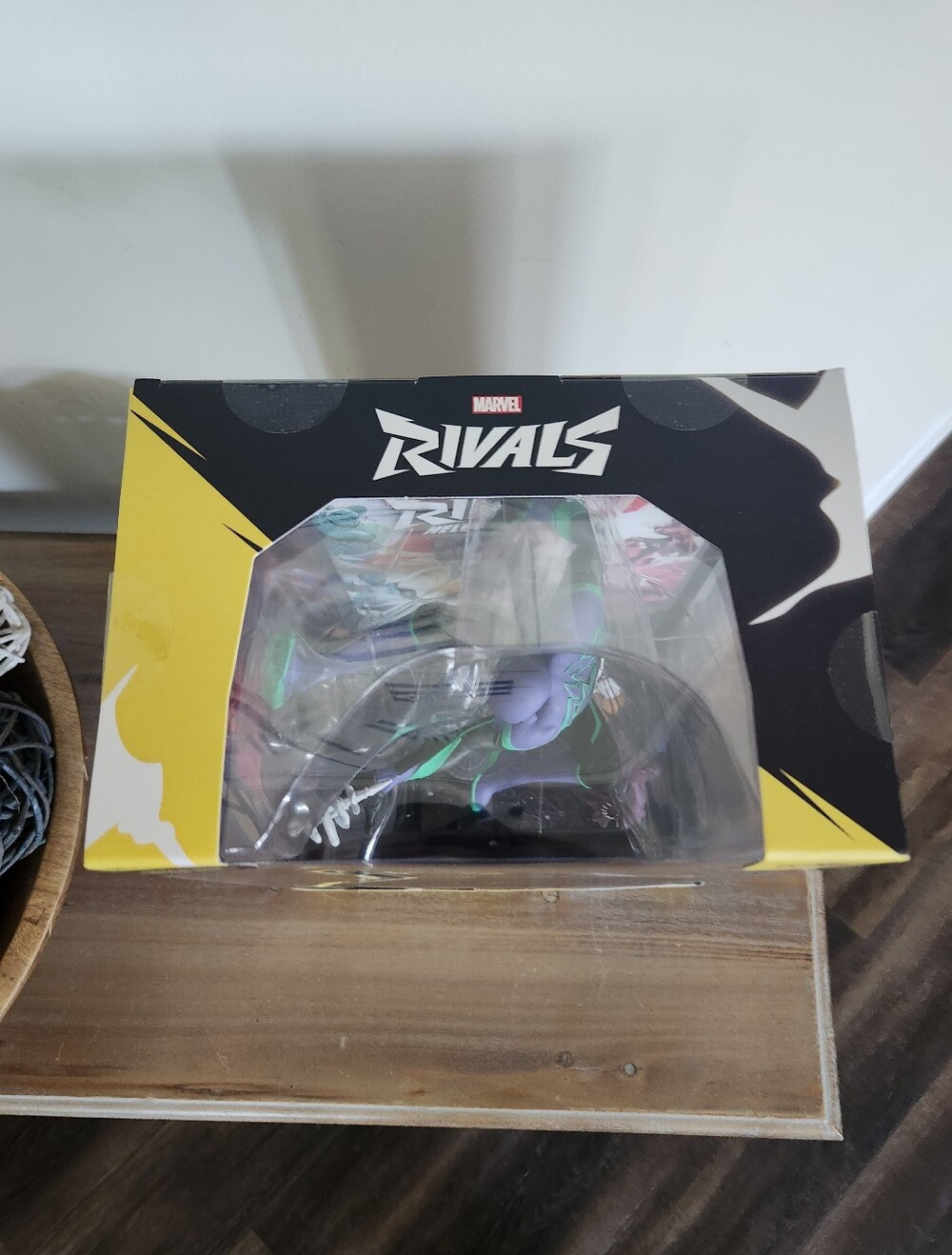 🕷️ Marvel Rivals Spider-Man Purple Suit Platinum Edition McFarlane 1:6 Collect - Picture 7 of 13